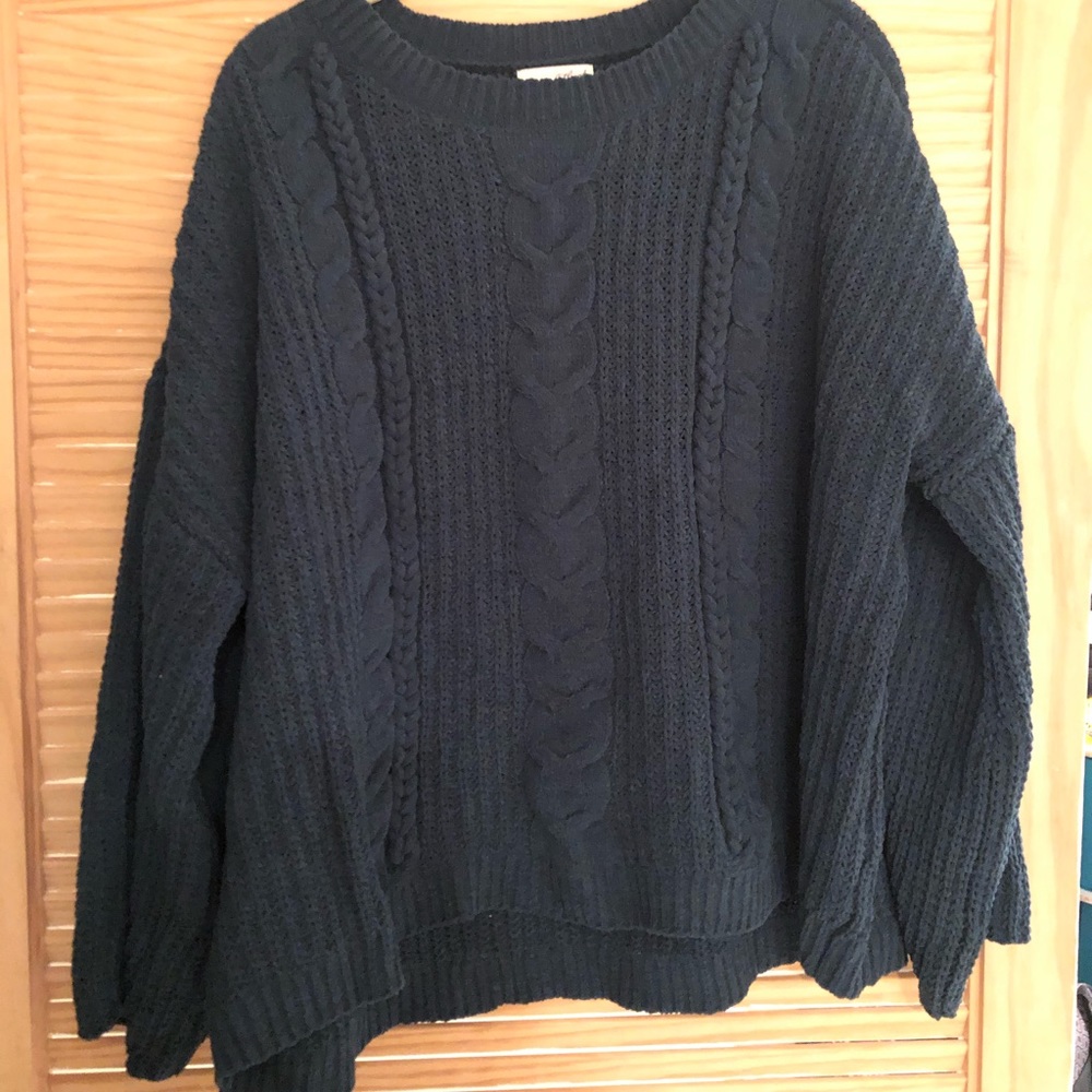 Green chunky sweater